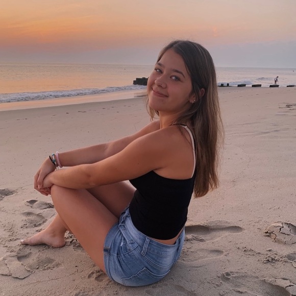 hailie_curran